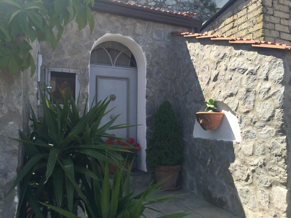 B&B Oliva Scala Bagian luar foto