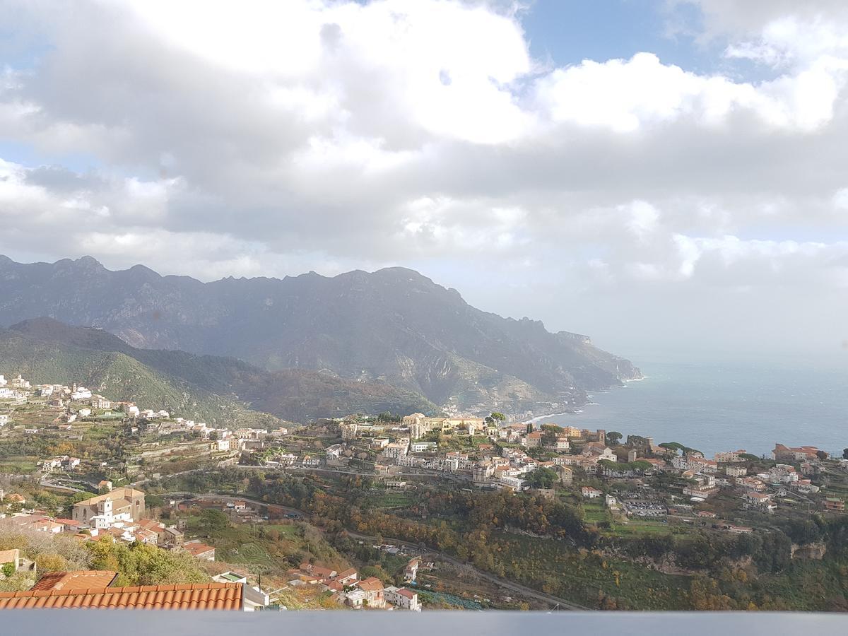 B&B Oliva Scala Bagian luar foto