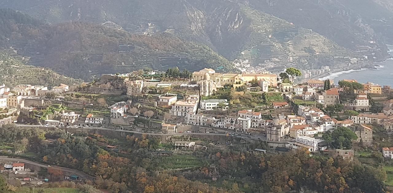 B&B Oliva Scala Bagian luar foto