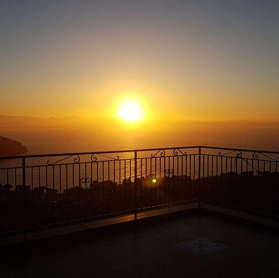 B&B Oliva Scala Bagian luar foto